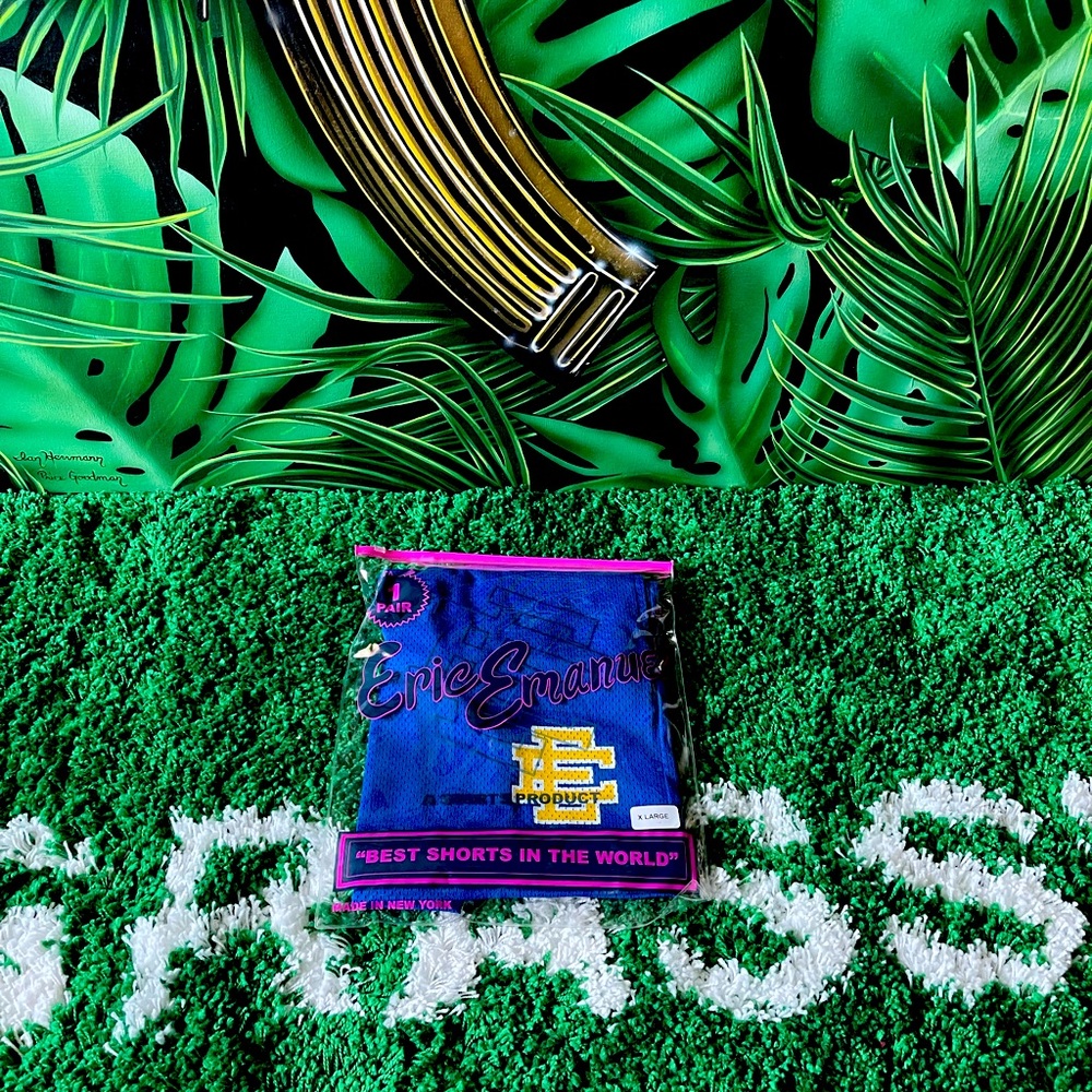 ✅RARE EXCLUSIVE SHORTS BY DESIGNER ERIC EMANUEL!!